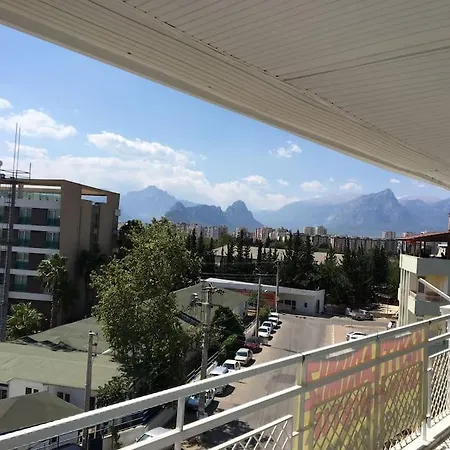 Studio Flat Furnished Mounthly Discount 331 أنطاليا